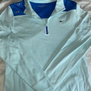 Womens vineyard vines sweater